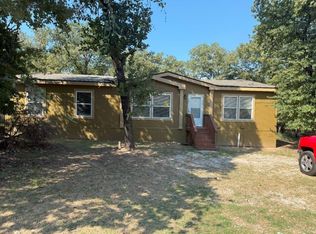 1417 Gilley Trl, Azle, TX 76020