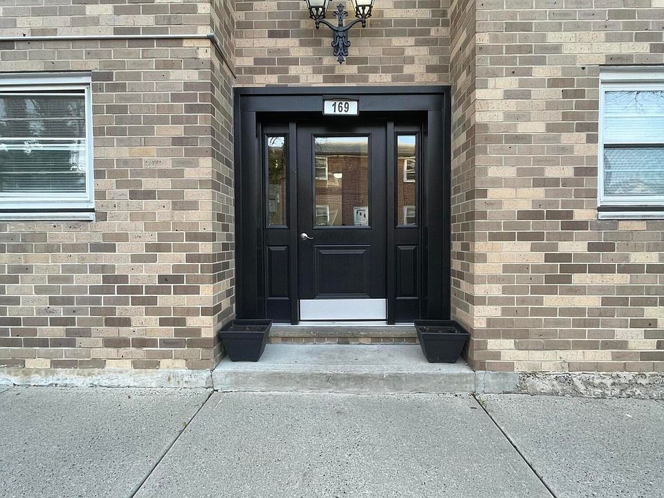 1st image of 169 Cromwell Ave APT 3C