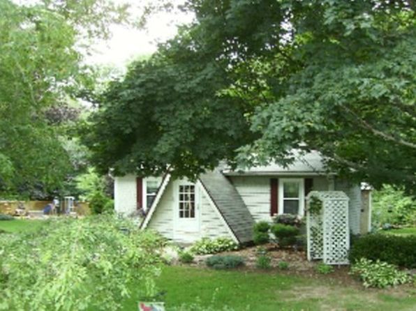 can i buy my parents foreclosed home