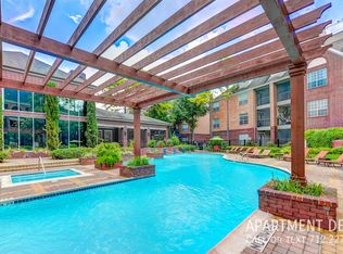 1236 Winrock Blvd #619, Houston, TX 77057
