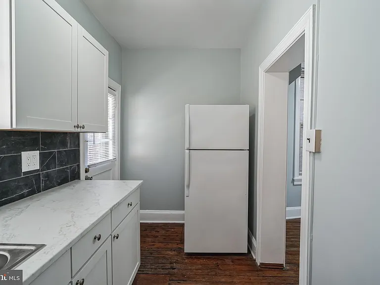 4373 Cresson St #1 — Photo 7