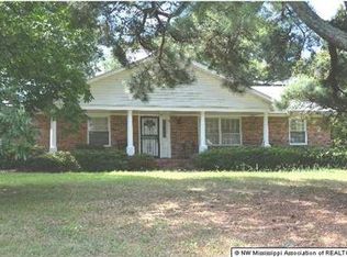 1285 Gaines Rd, Hernando, MS 38632