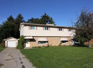 2727 Erna Dr, Saginaw, MI 48603