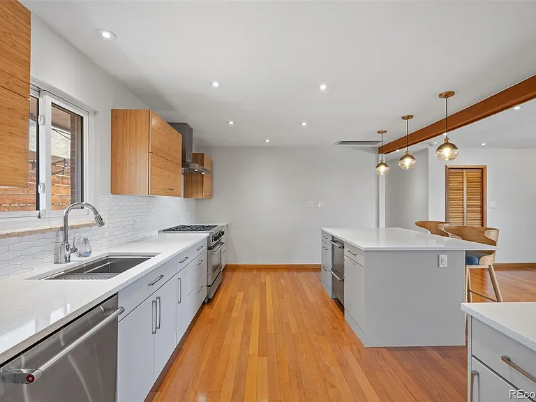 5701 W 49th Ave — Photo 16
