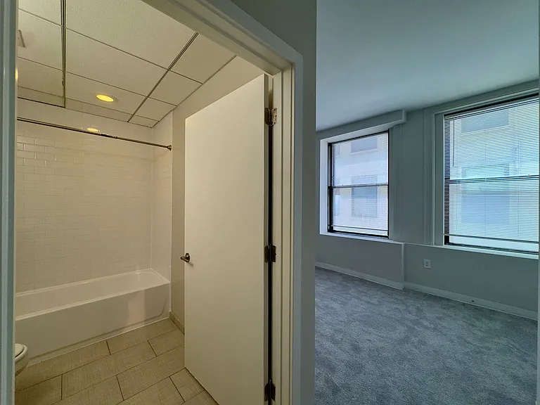 Charming 1 Bedroom/1 Bathroom Apartment Unit in Downtown Baltimore, MD! Unit 416 — Photo 147
