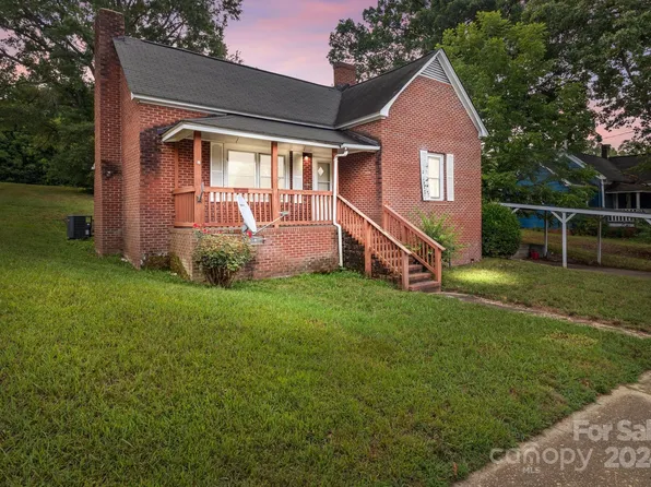 338 N Depot St, Albemarle, NC 28001