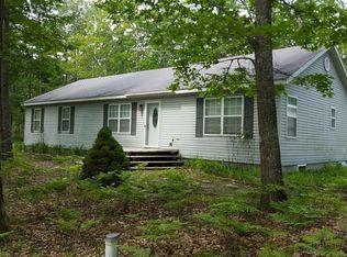 6692 Pawnee Trl, Rogers City, MI 49779