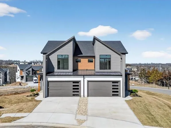 22598 W 93rd St, Lenexa, KS 66227