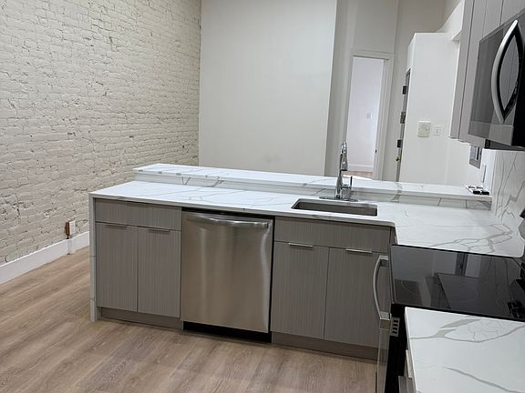 4th image of 544 6th Ave #5