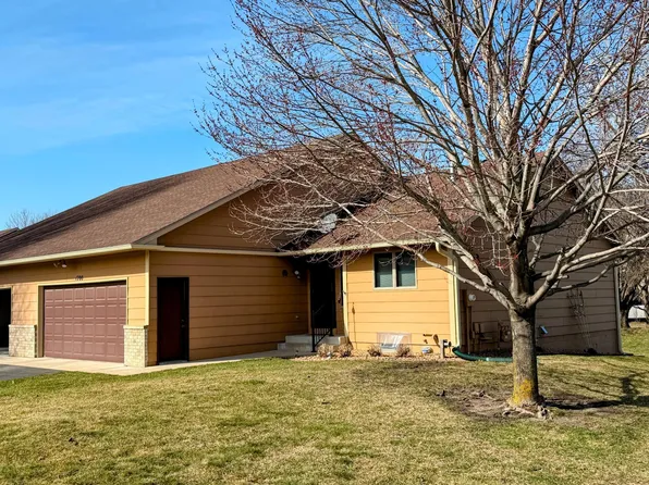 1700 Humphrey Ct, Northfield, MN 55057