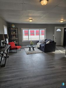206 S Wind St, Flandreau, SD, 57028