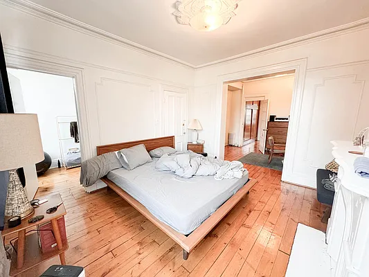 Rented by Ulas Real Estates Inc | media 22