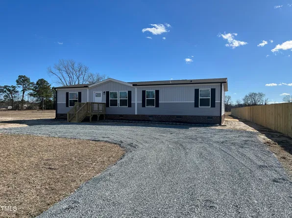316 Mill Creek Church Rd, Newton Grove, NC 28366