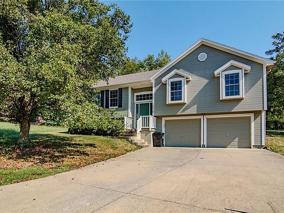2nd image of 1116 Adams Cir