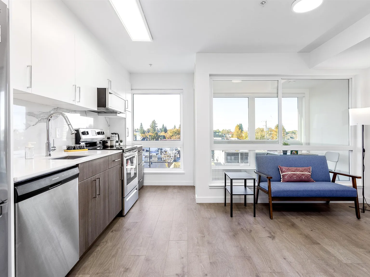 1 bed, 550 sqft, $2,200 — Photo 2