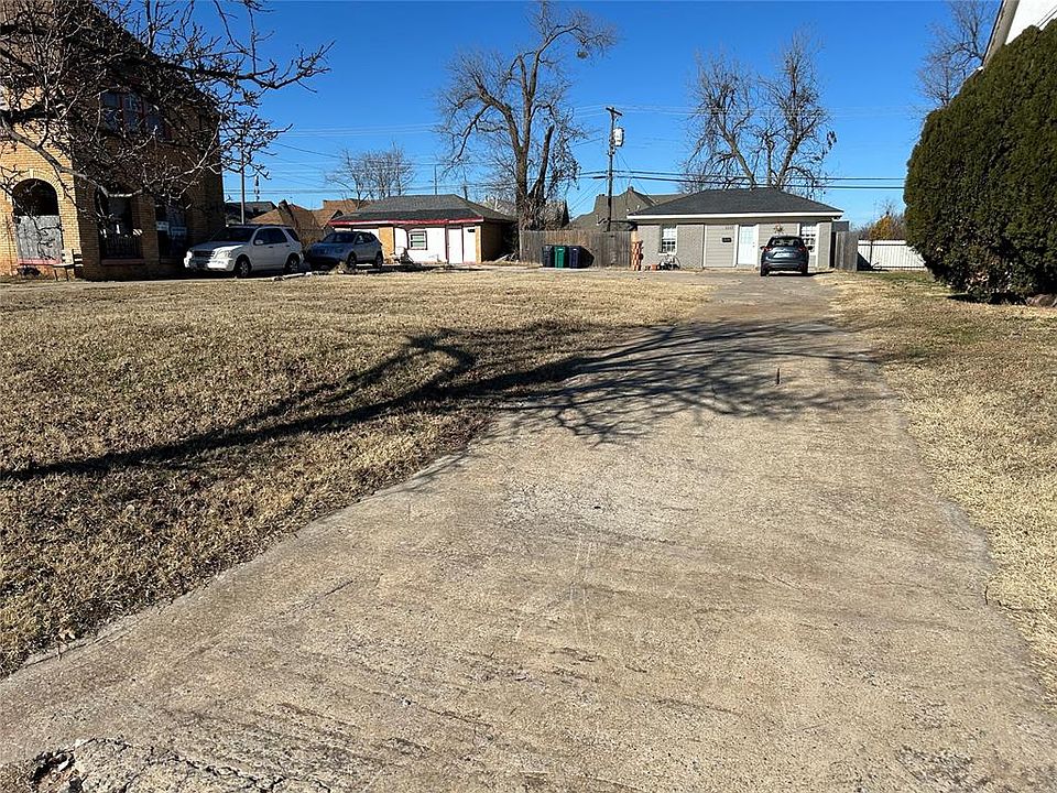 2nd image of 1115 NE 14th St
