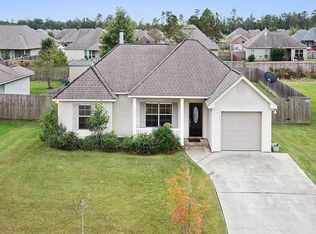 28464 Rosedust Ln, Ponchatoula, LA 70454