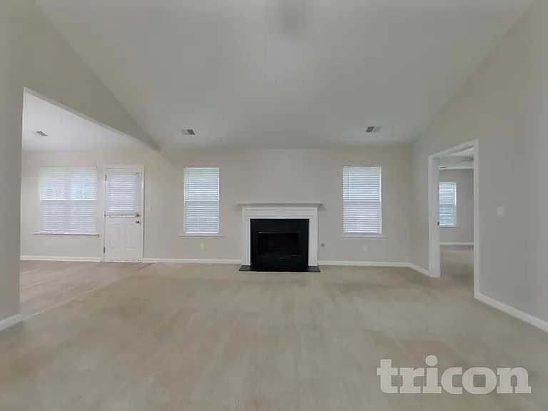 247 Augusta Woods Dr — Photo 2