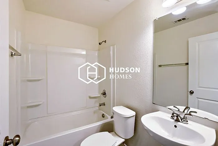 311 Ferris Ave — Photo 11