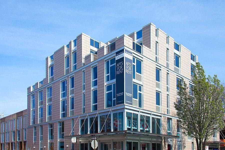 1st image of 250 Bedford Ave
