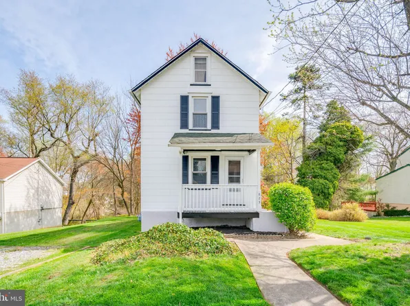 623 Greenwood Ave, Maple Shade, NJ 08052