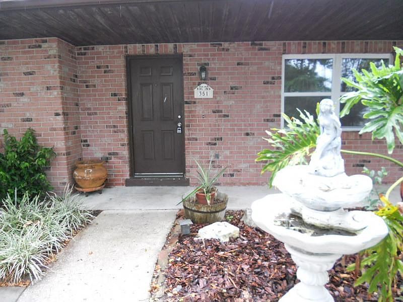 1st image of 351 Diane Ct