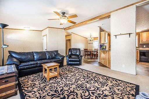 5th image of 412 Sunny Dale Dr