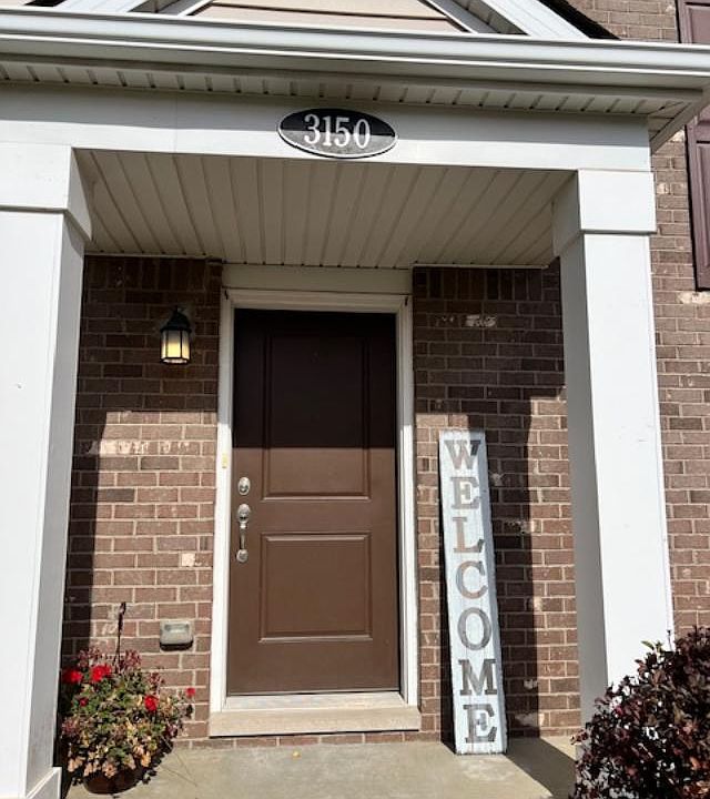 Front southern facing entrance