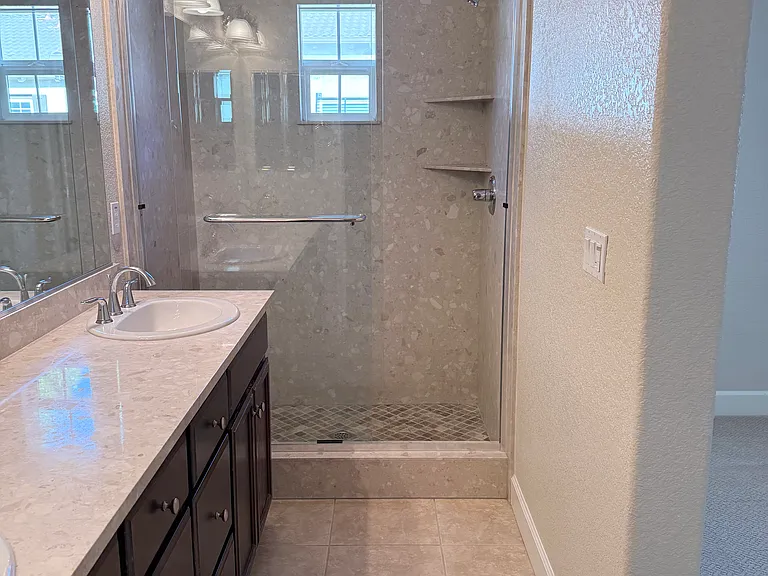 241 Hockney Ave — Photo 9