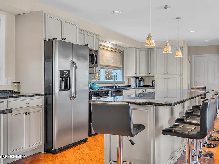 115 N Ocean Ave — Photo 26