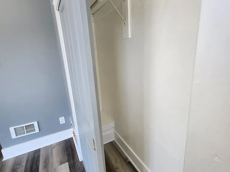 Taylor Place Property — Photo 9