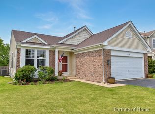 633 Chesterfield Ln, North Aurora, IL 60542