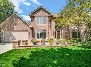 2420 Sutton Ln, Aurora, IL 60502