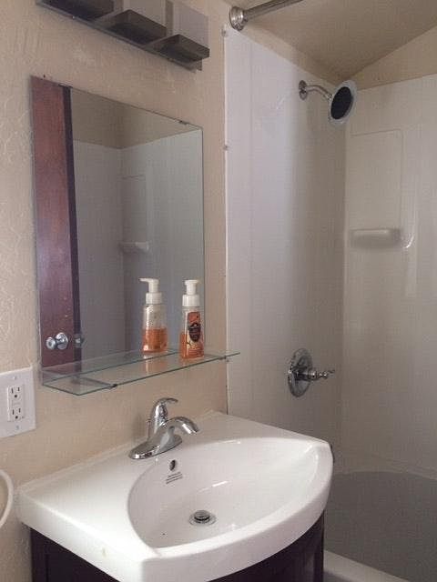 2nd image of 1326 Floyd Ave