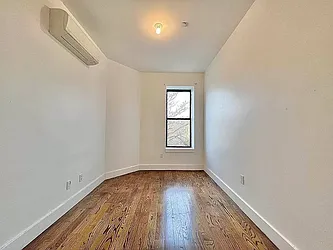Rented by Doorway NYC, LLC