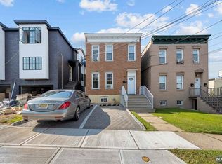 1679 Maple St FLOOR 1, Fort Lee, NJ 07024