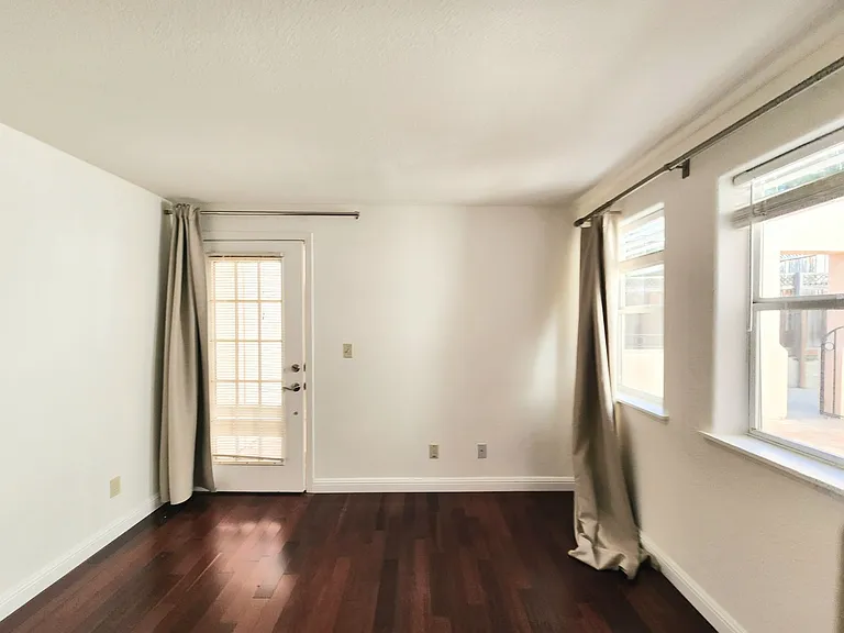 111 E Poplar Ave #105 — Photo 28