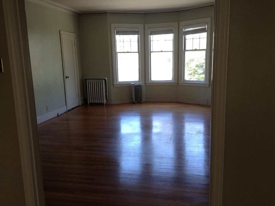 1st image of 3560 Pierce St APT 5