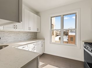 521 16th St #3R, Brooklyn, NY 11215