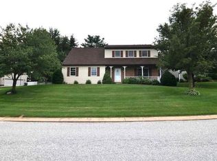 2780 Clearview Way, York, PA 17403