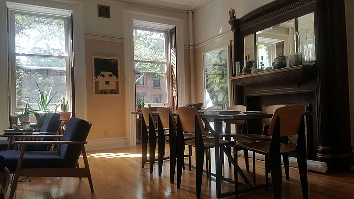 Rented by BLS Realty | media 50