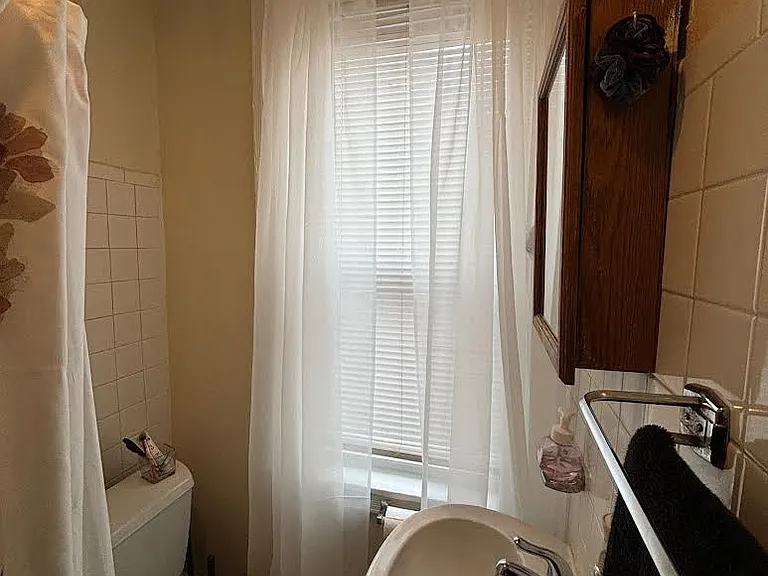 648 W Chestnut St #4 — Photo 6