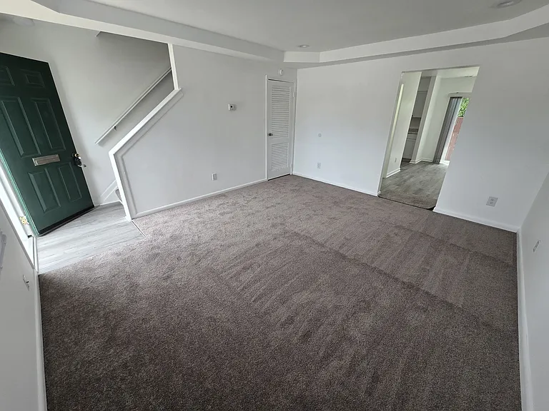 2626 Wayside Dr — Photo 4