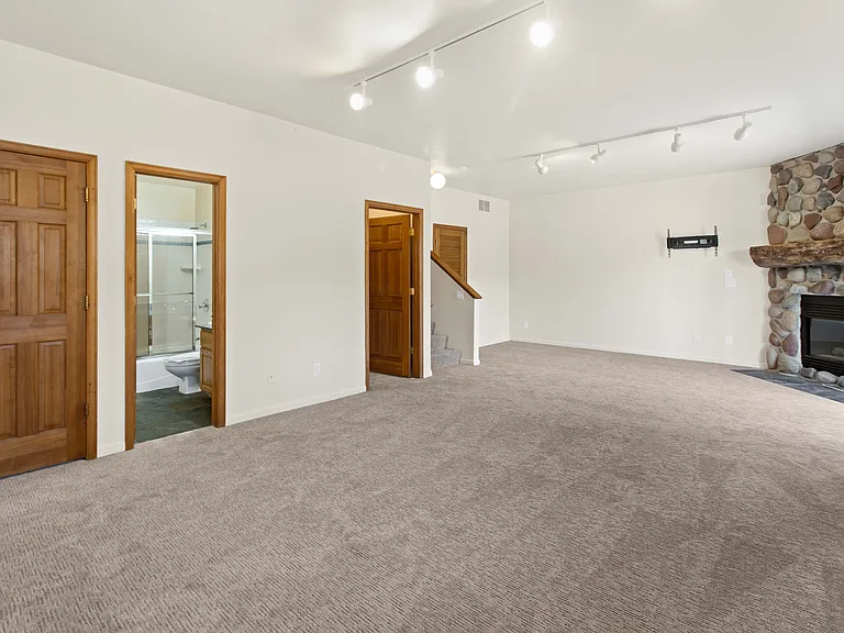 15 Sagewood Ct — Photo 20