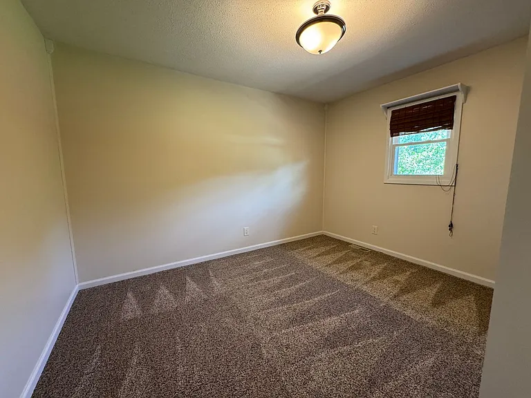 1701 Tower Rd — Photo 29