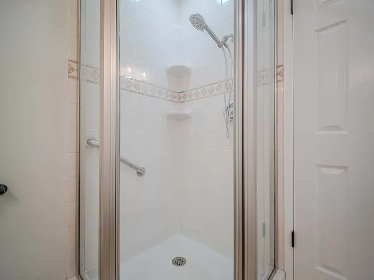 20368 Flora Ln — Photo 27