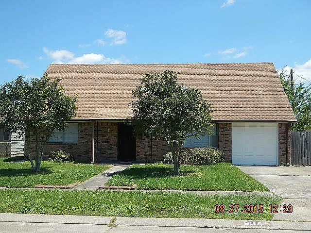 1st image of 697 Newport Cir