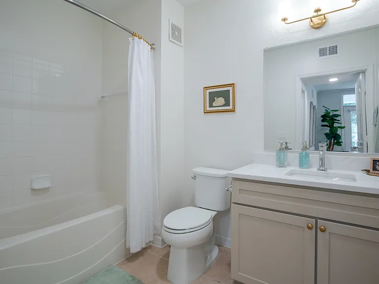 Enders Place at Baldwin Park — Photo 8