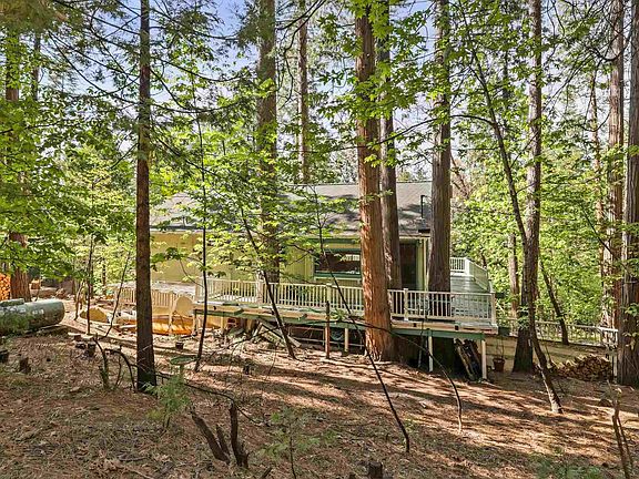 3rd image of 24324 Oxbow Ln N #80-300-004