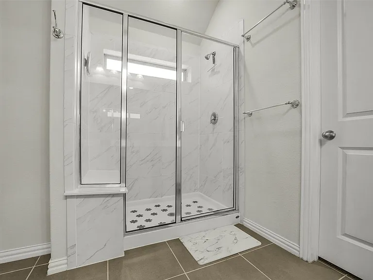 221 Woods Rose Ct — Photo 21